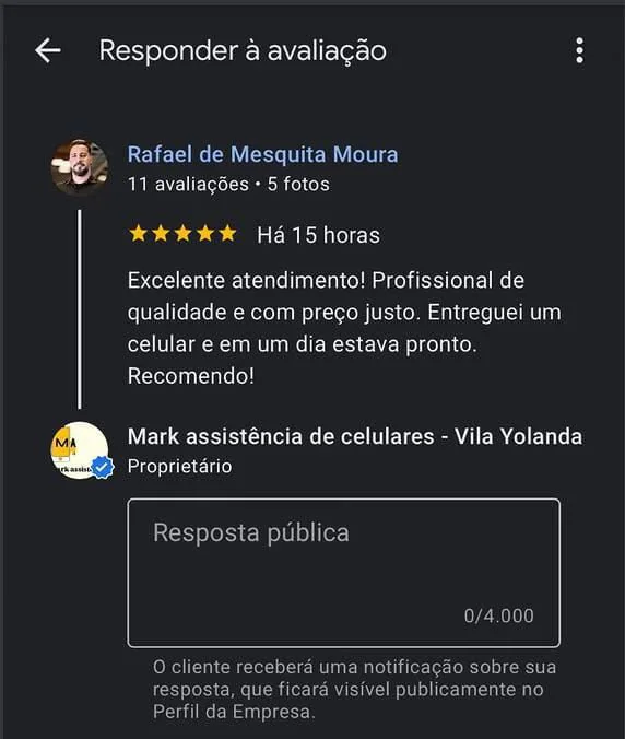 Avaliação de 5 estrelas no Google: “Excelente atendimento! Profissional de qualidade e com preço justo. Entreguei um celular e em um dia estava pronto. Recomendo!”